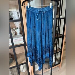 Vintage Y2K Chambray Midi Skirt Step In Style Embroidered Handkerchief Hem boho